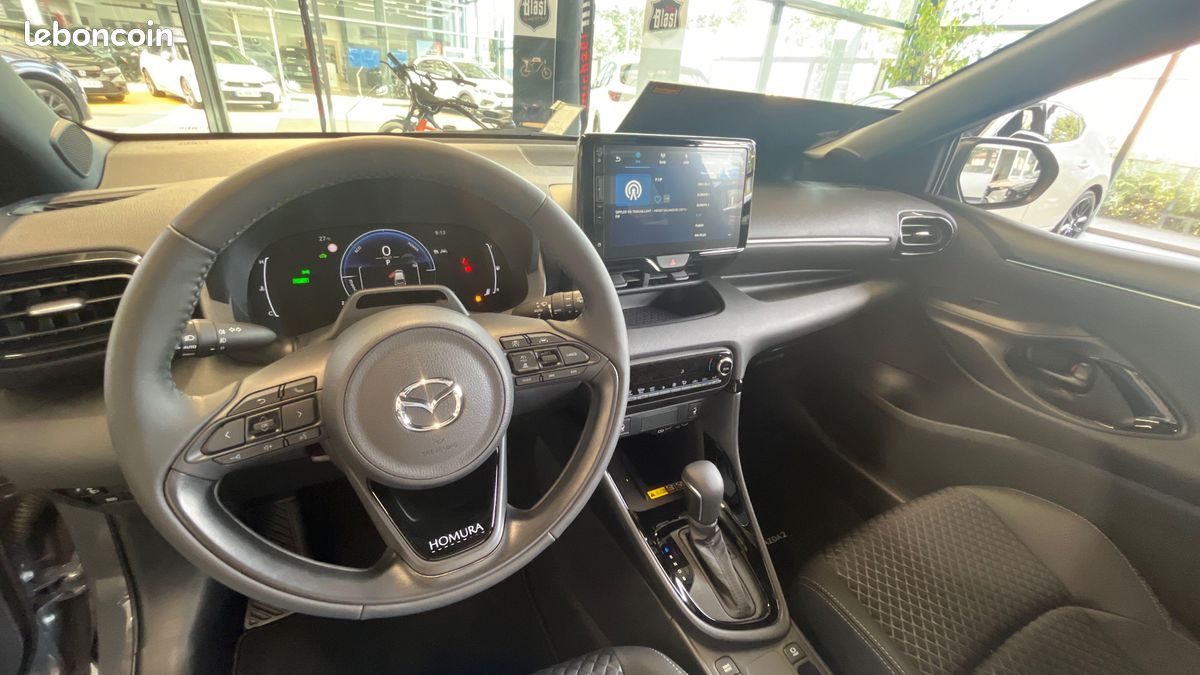 MAZDA Mazda2 Hybrid 1.5L CVT 116 ch Homura (image 17)