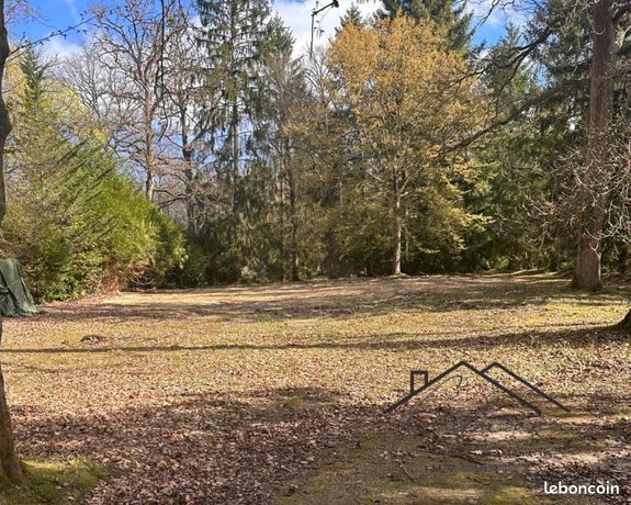 Terrain 6 157 m² Lamorlaye