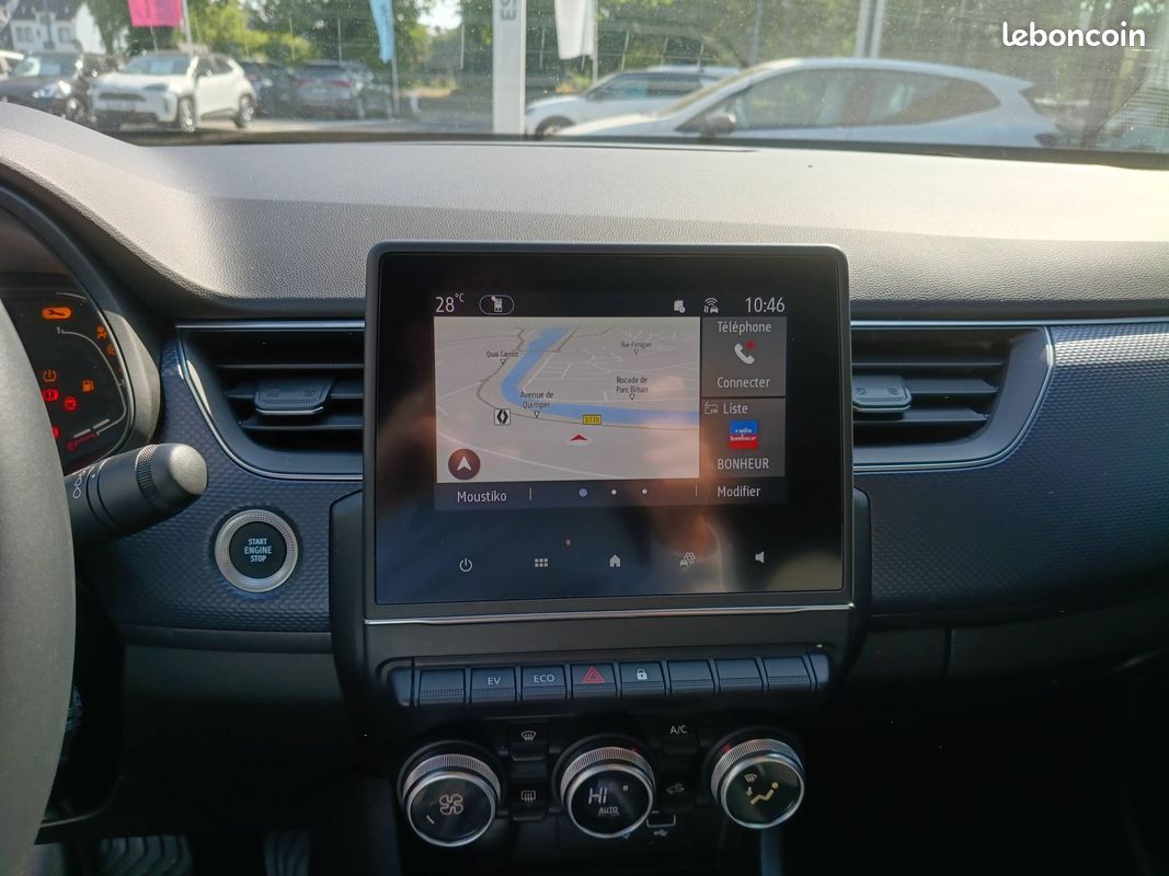 RENAULT Arkana E-Tech 145 Business (image 12)