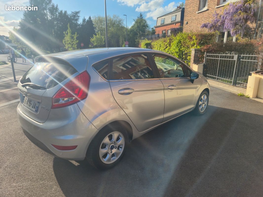 Ford fiesta mk6 1.6 tdci (image 3)