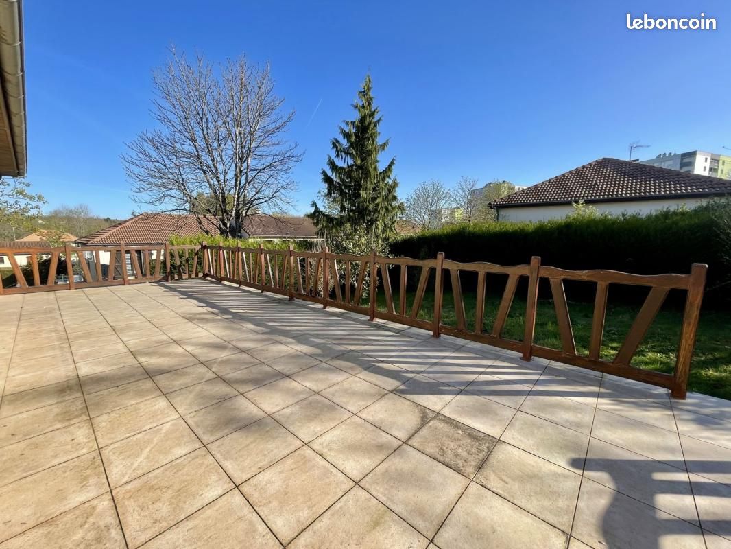 Maison 7 pièces 210 m² · à Limoges · 210 m² · 249 000 €