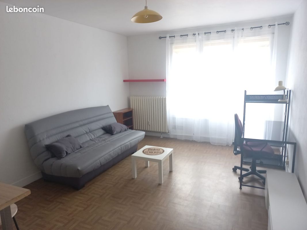 Appartement 1 pièce 30 m² · à Évreux · 30 m² · 460 €