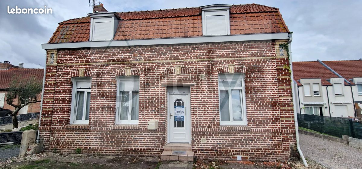 Maison 4 pièces 94 m² · à Arques · 94 m² · 126 000 €