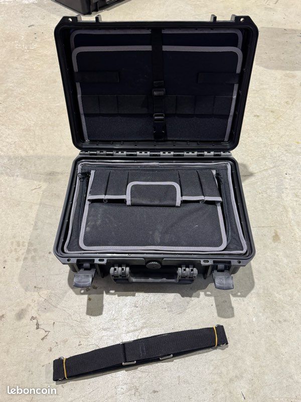 Caisse à outils type peli case (image 1)