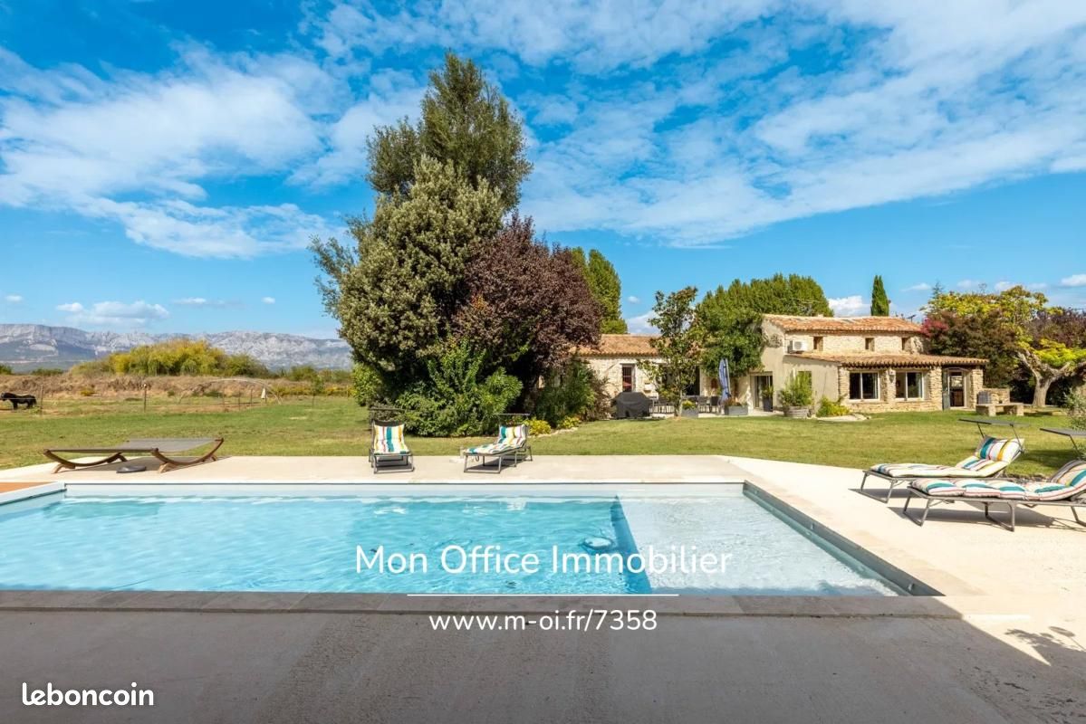 Maison 7 pièces 288 m² · à Trets · 288 m² · 895 000 €