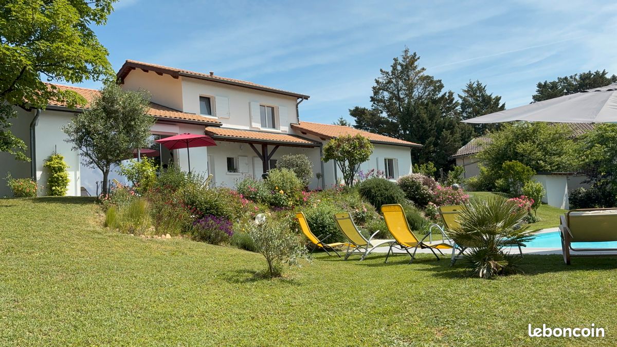 Maison 6 pièces 170 m² · à Vourles · 170 m² · 1 040 000 €