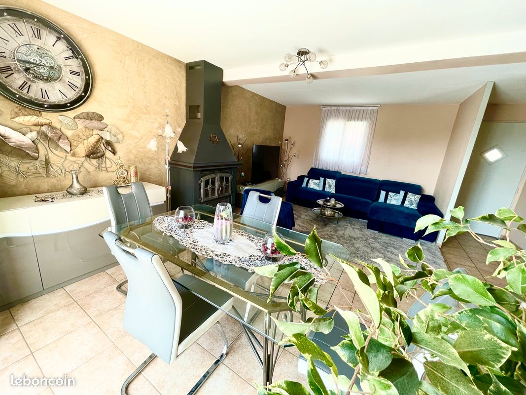 Maison 4 pièces 105 m² · à Beaurepaire · 105 m² · 237 000 €