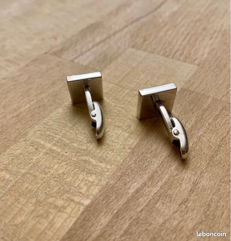 Paire De Boutons De Manchette Argentés Style Moderniste - Occasion Très Bon État