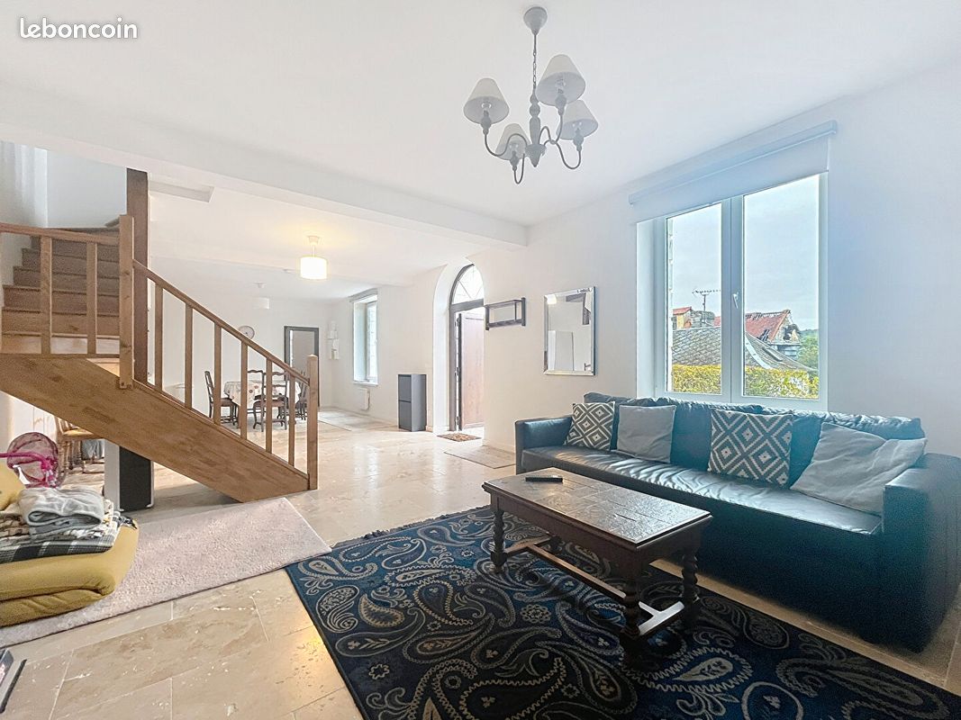 Maison 5 pièces 145 m² · à Montfort-sur-Risle · 145 m² · 199 900 €