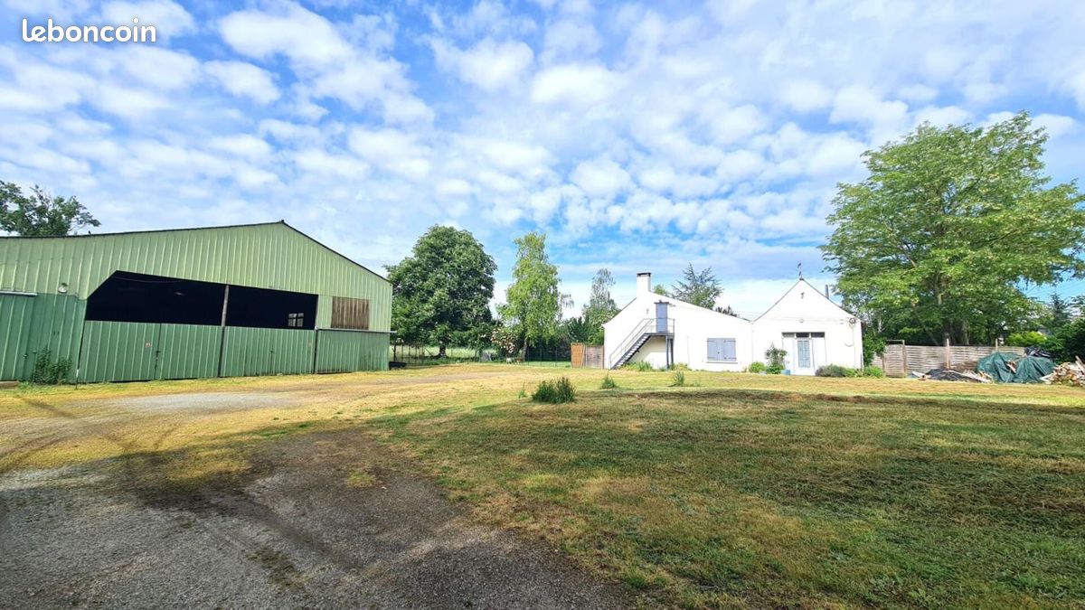 Maison 7 pièces 182 m² · à Brissac Loire Aubance · 182 m² · 298 000 €