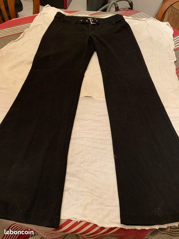 Pantalon noir chic (image 2)