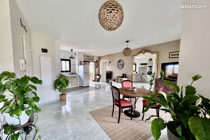 Appartement 4 pièces 93 m² — 2