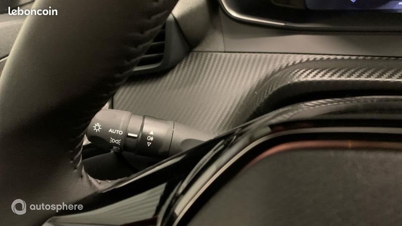 Peugeot 2008 1.2 Hybrid 110ch Allure e-DCS6 (image 23)