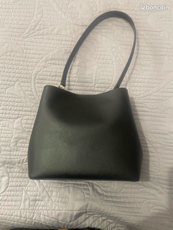 Sac à main Michael kors noir longueur 26cm hauteur 22cm (image 3)