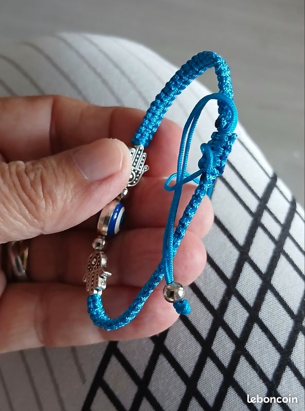 Un Bracelet Porte- Bonheur (image 6)