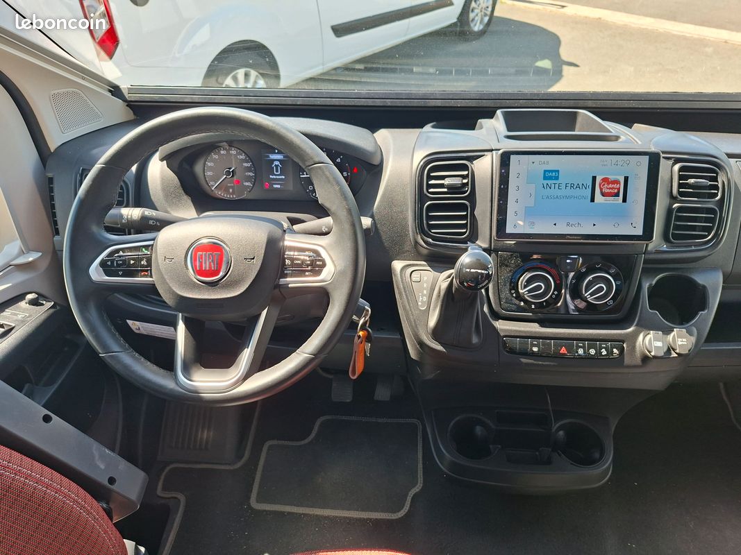 Challenger x250 open edition fiat 2.2 l 140 ch - bva (image 8)