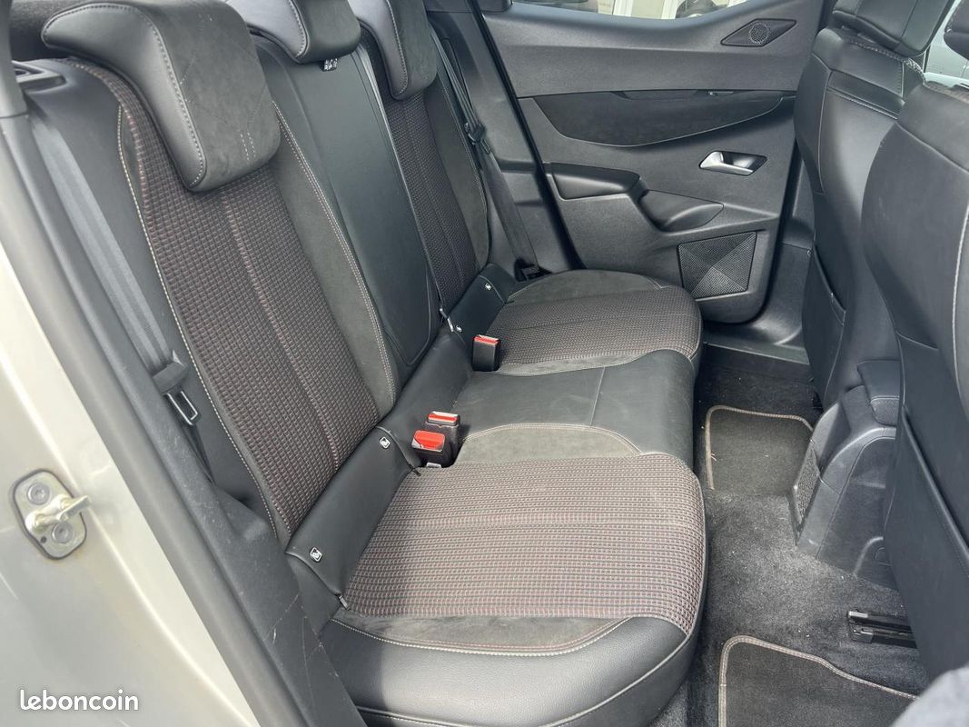 DS DS 3 CROSSBACK Performance Line EAT8 1.2 PureTech 130 - Distribution neuve (image 14)