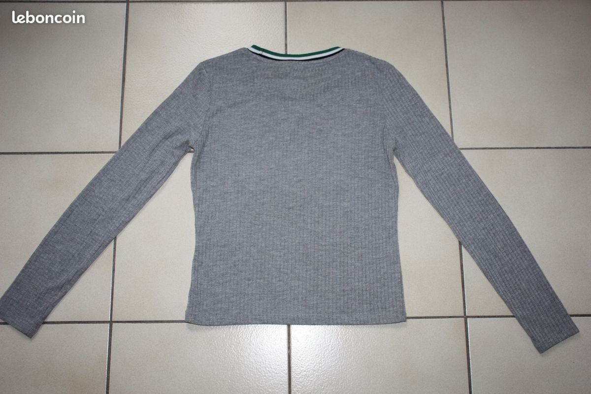 H&M Pull court gris Femme ou ado Taille S TBE Vêtements