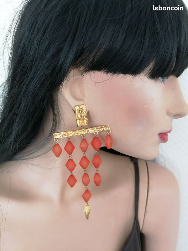 Boucles D'oreilles Clips Vintage Années 80, Style Défilé – Doré, Sans Marque, Parisien !