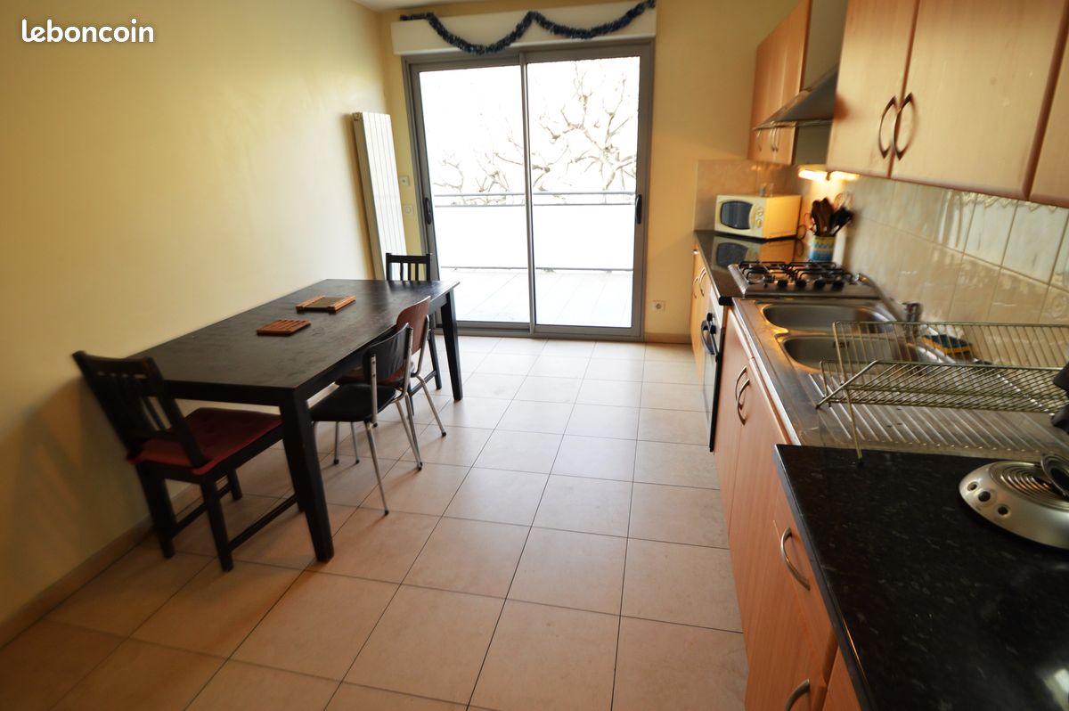 Maison 6 pièces 130 m² · à Villeurbanne · 130 m² · 595 €