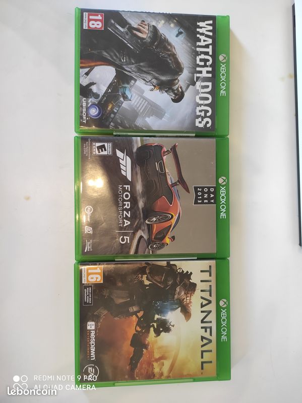 Console Xbox one 500Go avec kinect + 2 manettes+3 Jeux (image 2)