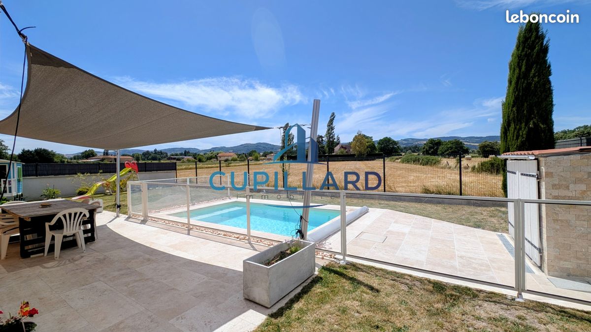 Maison 4 pièces 100 m² · à Renaison · 100 m² · 245 000 €