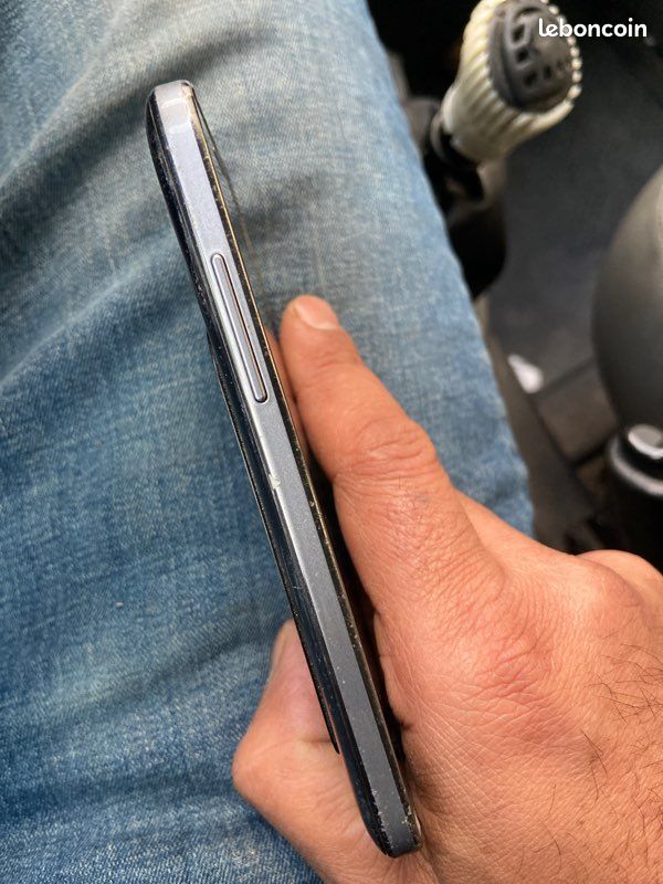 Bonjour, je vends un téléphone Samsung (image 2)