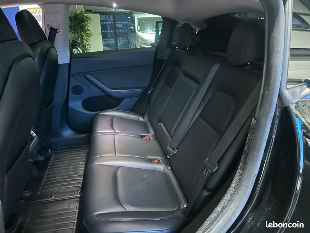 TESLA Model Y LONG RANGE RWD - 2024 - Toit ouvrant - Automatique (image 13)