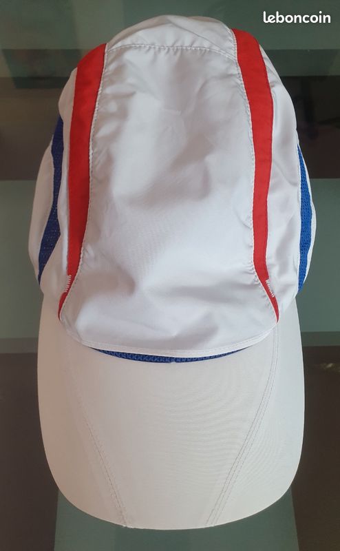 Casquette Running Adidas en Tissu Technique Respirant Bleu Blanc Rouge, Fitted Taille L, Vintage Y2K (image 5)