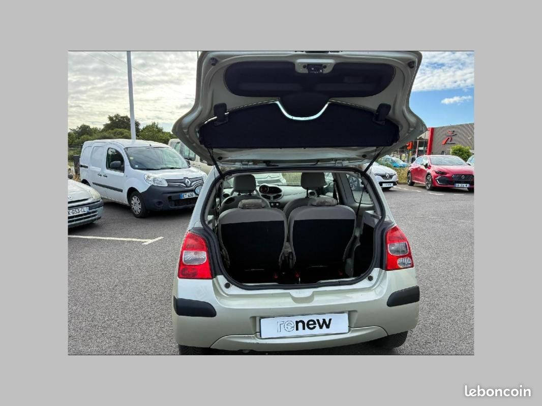 Renault Twingo II 1.5 DCI 65 ECO2 HELIOS TEINTE AMANDE (image 8)