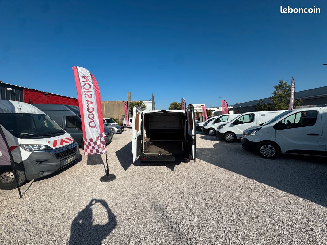 Renault Trafic III phase III 2.0 dci 130 cv L1H1 tbe/gps/garatie 12 mois (image 4)