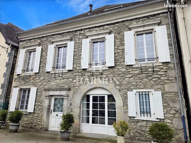Propriété 7 pièces 326 m²