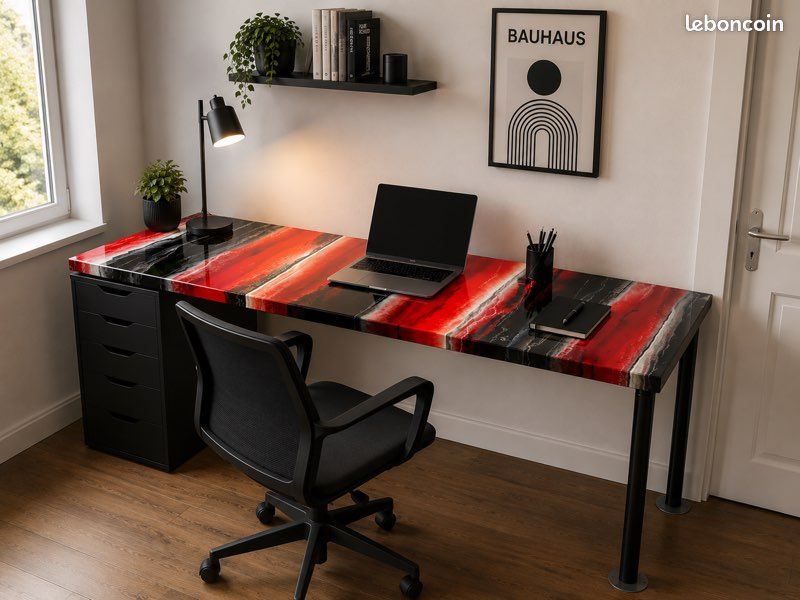 Bureau résine avec 2 pieds (image 1)