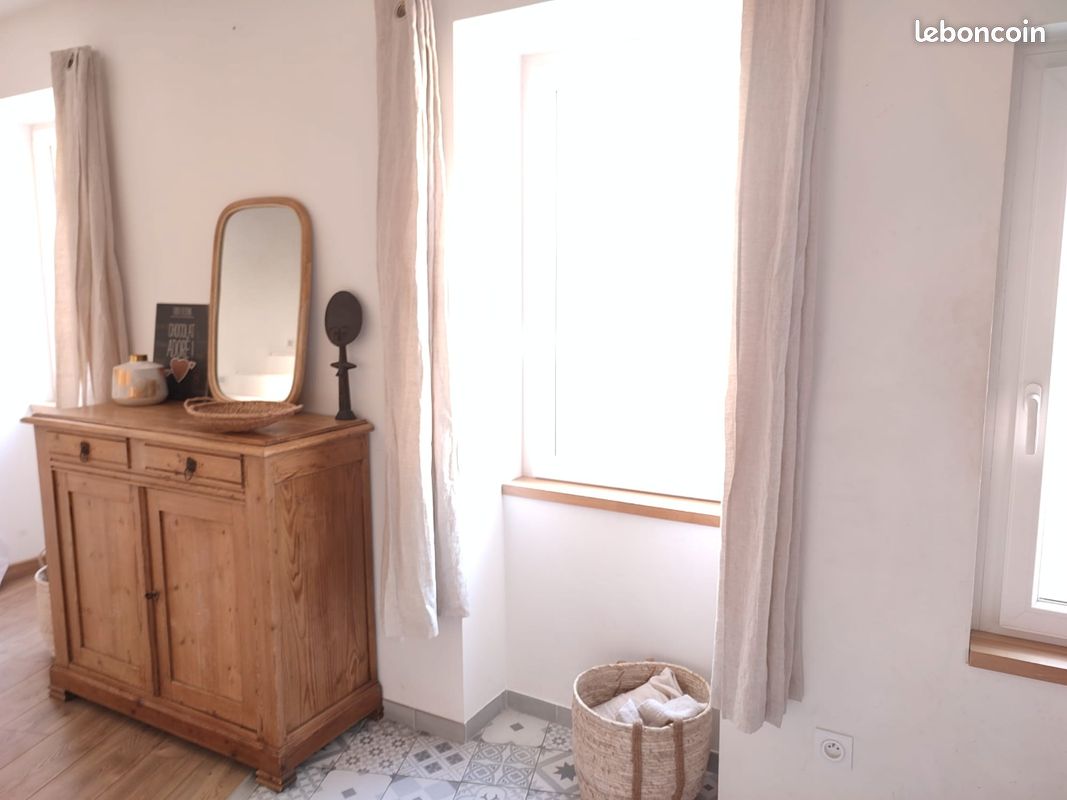 Maison 5 pièces 180 m² · à Saint-Jean-de-Fos · 180 m² · 245 000 €