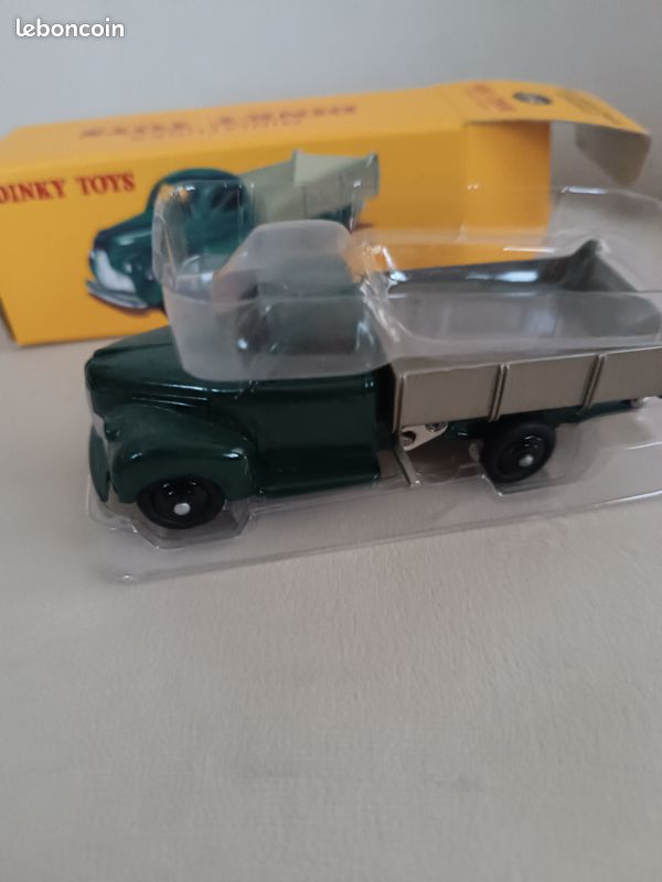 Voiture dinky toys atlas 25 M (image 1)