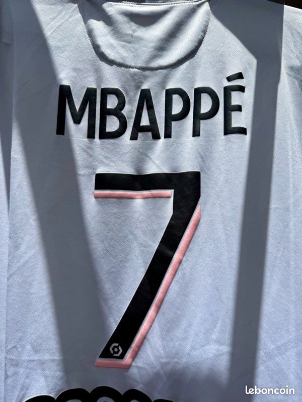 Flocage PSG Officiel 2021/2022 – Mbappé – Neuf Sans Boîte