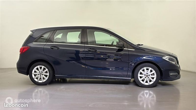 Mercedes Classe B 180 d 109ch Inspiration 7G-DCT (image 4)