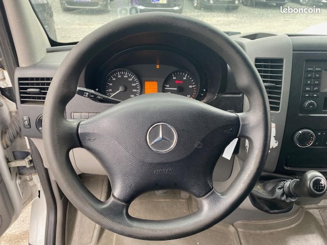 MERCEDES SPRINTER 37S 3.5t 313 CDI 129 FOURGON (image 6)