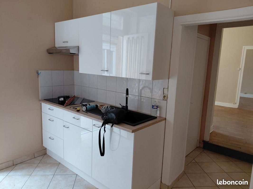 Immeuble 10 pièces 250 m² · à Gueugnon · 250 m² · 230 000 €