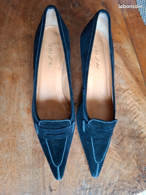 Chaussures escarpins noir pointe fine en nubuk taille 38 (image 2)