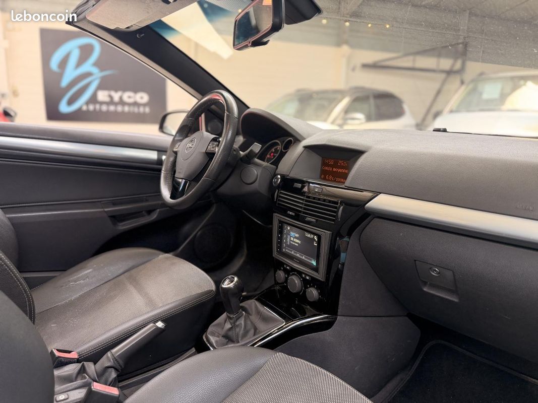 OPEL ASTRA 1.9 CDTi 150 CH TWINTOP CABRIOLET - GARANTIE 6 MOIS (image 13)