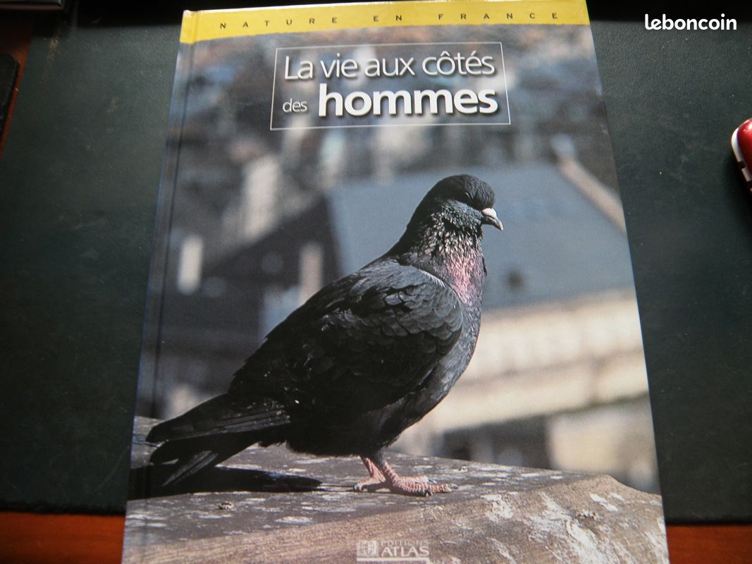 Vends livre La vie aux côtés des hommes de Nature et vie. 127 pages richement illustrées (image 1)