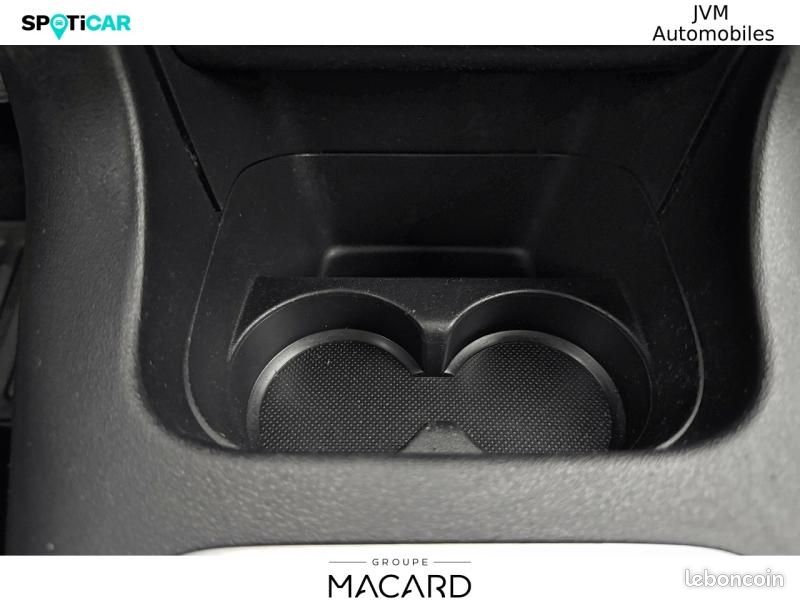 Citroen C3 PureTech 82ch Feel (image 31)
