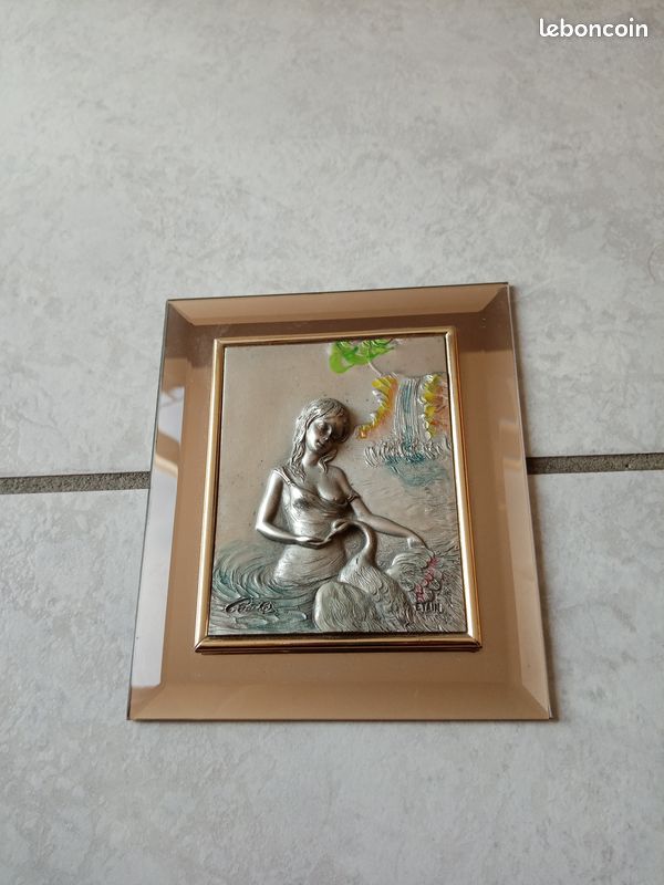 2 Tableaux Vintage En étain - Vierge à L'enfant Et Fillette Au Lapin, Cadre Argenté