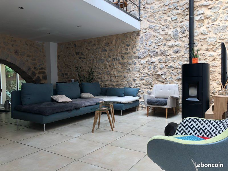 Maison 4 pièces 131 m² · à Saint-Maximin-la-Sainte-Baume · 131 m² · 1 350 €/mois