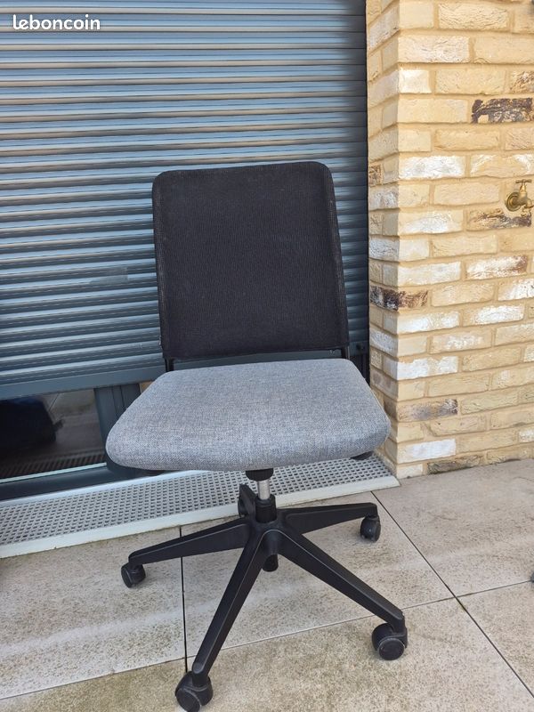 Chaise de bureau (image 1)