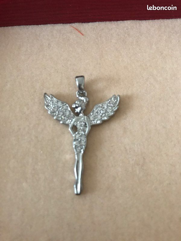 Pendentif Fée Clochette (image 1)