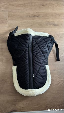 Amortisseur Pro Air Equithème - Pour Cheval - Noir - Mousse 10mm + Polyfill - Maintien Sous Selle