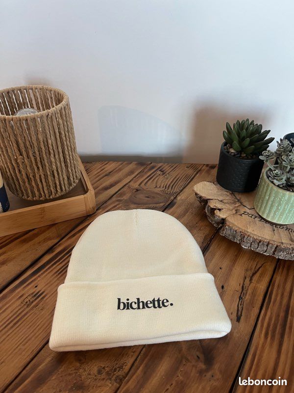 Bonnet écru : bichette – Neuf (image 1)