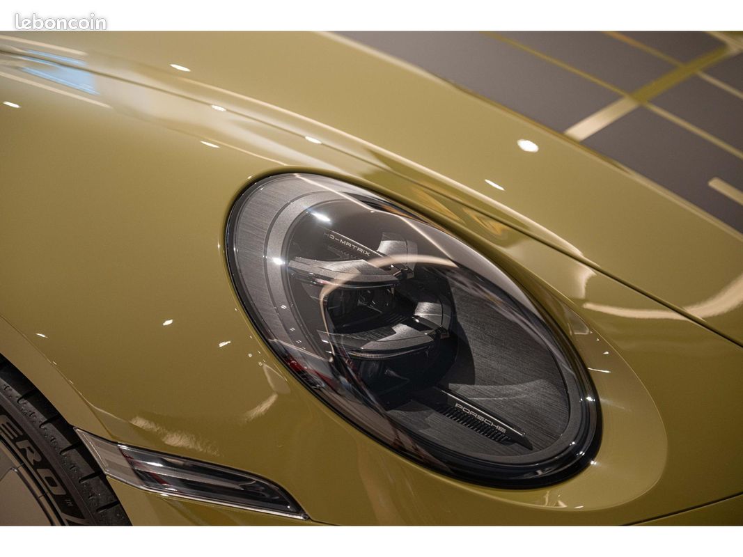 Porsche 911 gts cabriolet type 992.2 spirit 70 - 3.6 541 ch pdk (image 17)